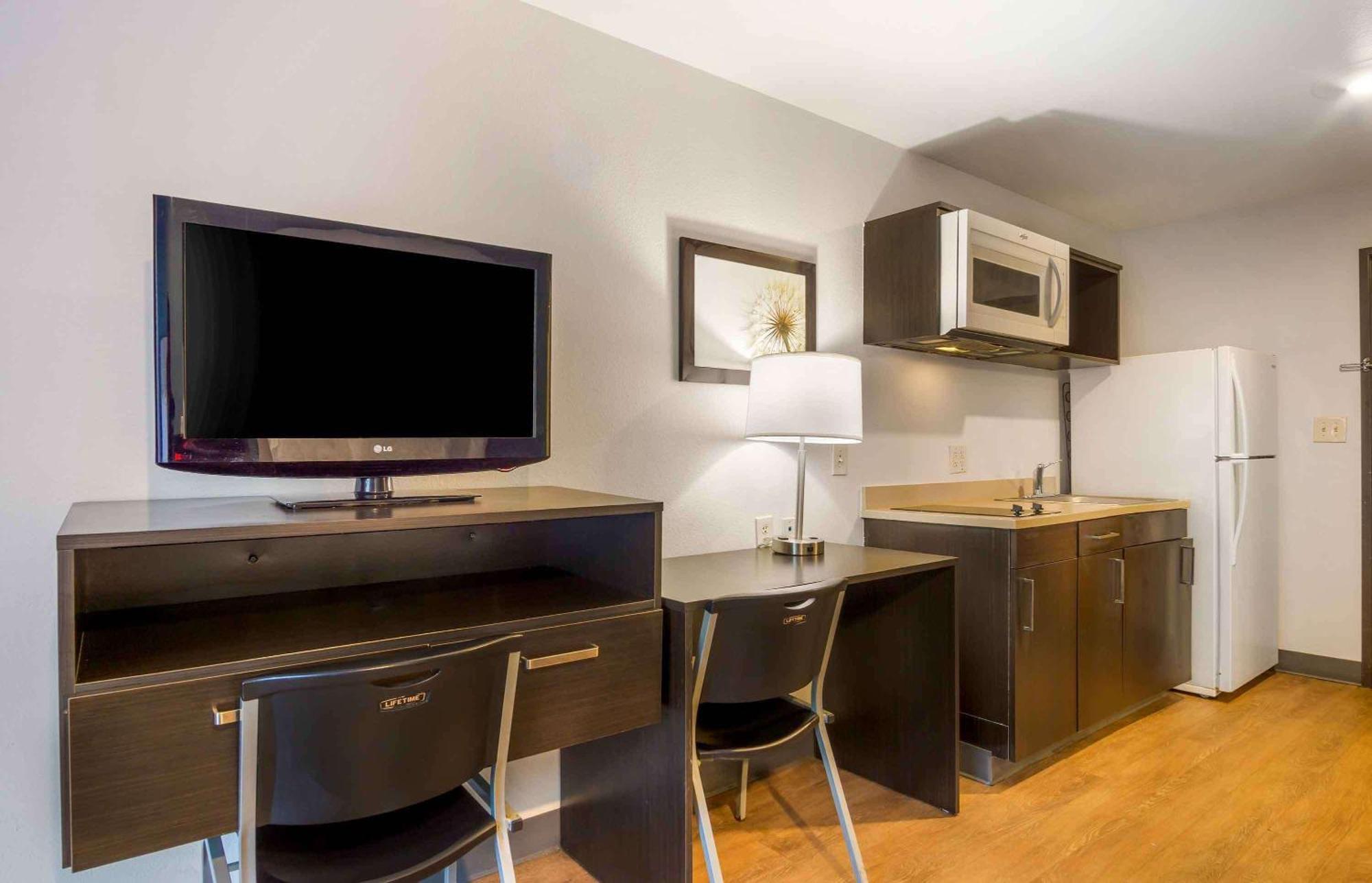 Extended Stay America Select Suites - Charleston - Ashley Phosphate Rd Hanahan 外观 照片